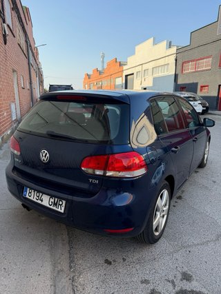 Volkswagen Golf 1.6 TDI 105cv