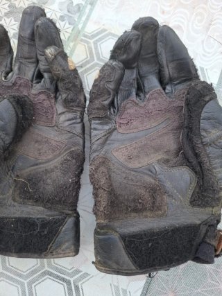 Guantes Moto Dainese Negros y Grises. Talla M.