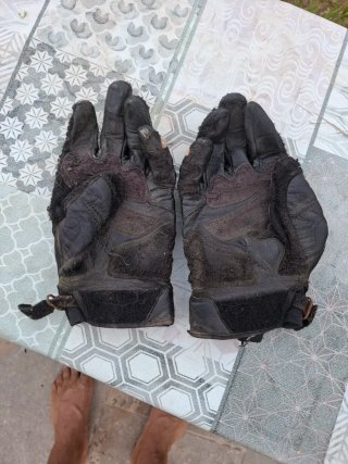 Guantes Moto Dainese Negros y Grises. Talla M.