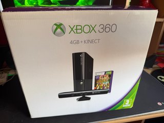 Xbox 360 Kinect + Juego Kinect Adventures