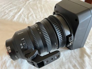 Sony PXW-FS5  4K + Obiettivo PZ 18-110mm OSS F4