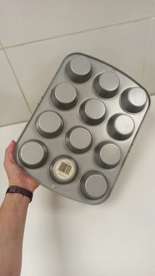 Molde 12 cupcakes/magdalenas metal