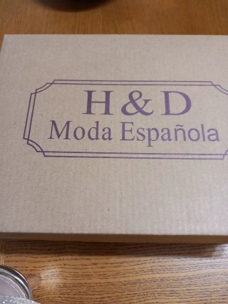 Sandalias doradas de fiesta con tacón