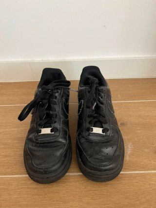 Nike Air Force 1 Negras