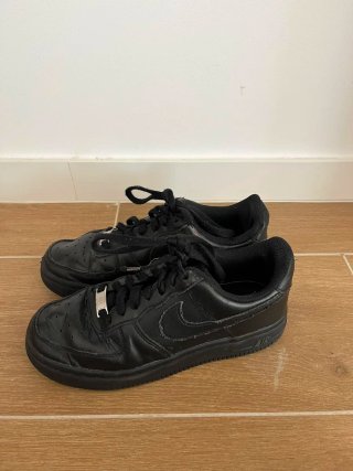 Nike Air Force 1 Negras