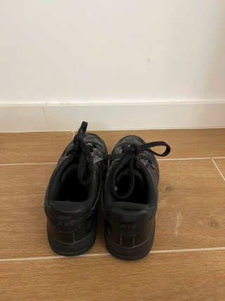Nike Air Force 1 Negras
