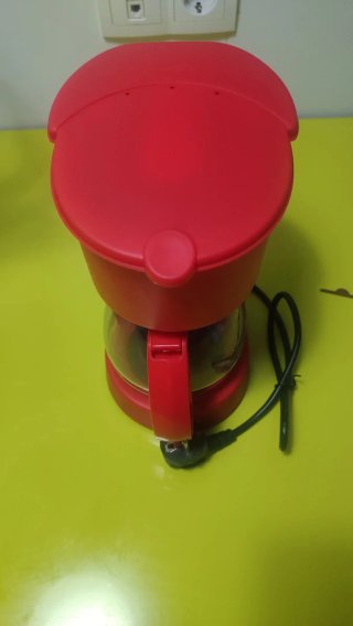 Cafetera Eléctrica Iwotto 6 Tazas