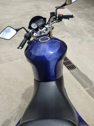 Hyosung 250 GT naked