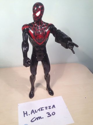 Spider-Man Action Figure Hasbro+Libro L'Uomo Ragno