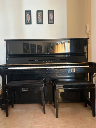 Piano Vertical Yamaha U1