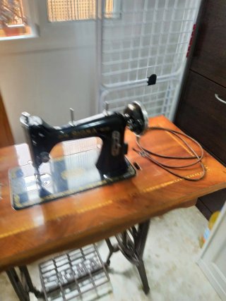 Máquina de coser antigua