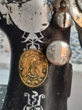 Máquina de coser antigua