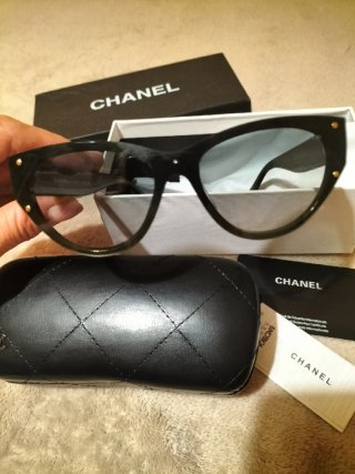 Gafas de sol Chanel verdes