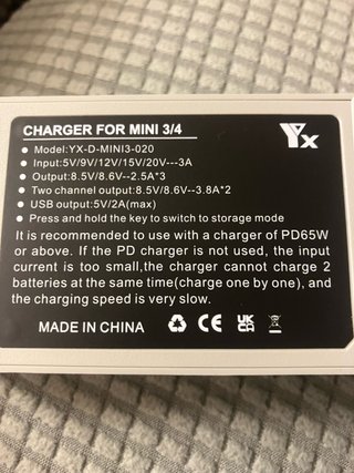 Caricabatterie LCD per Mini 3/4 + Alimentatore 65W