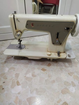 Máquina de coser Singer vintage
