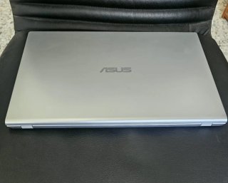 Portátil ASUS Plata