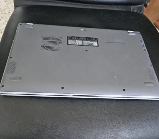 Portátil ASUS Plata
