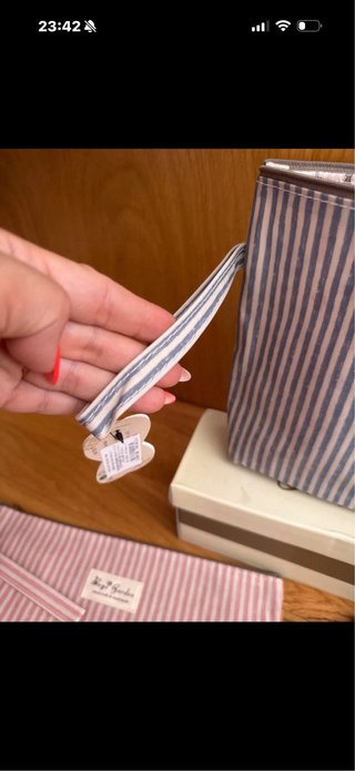 Bolsos de mano a rayas