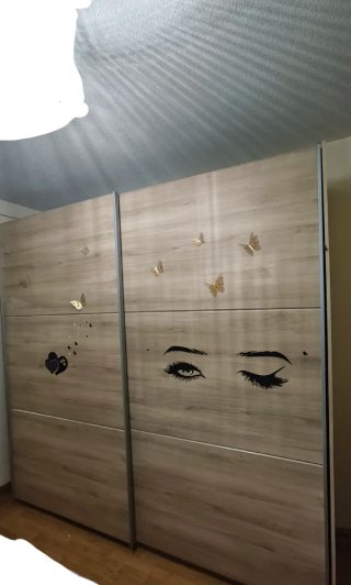 Armario puertas correderas madera y metal