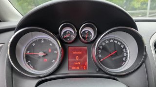Opel Astra 2011