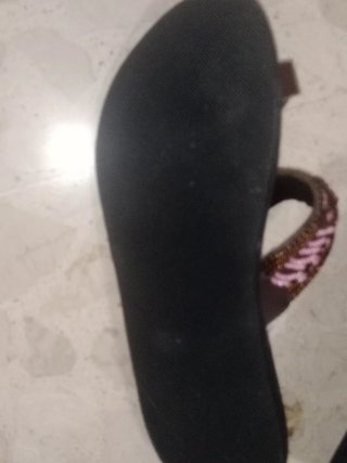 Sandalias de tiras con pedrería