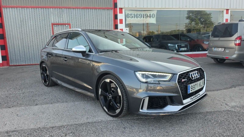 Audi RS3 2018 - foto 1