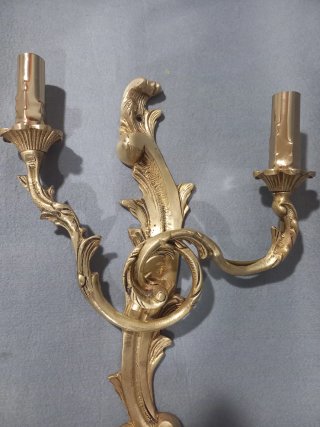 Candelabro de bronce estilo barroco