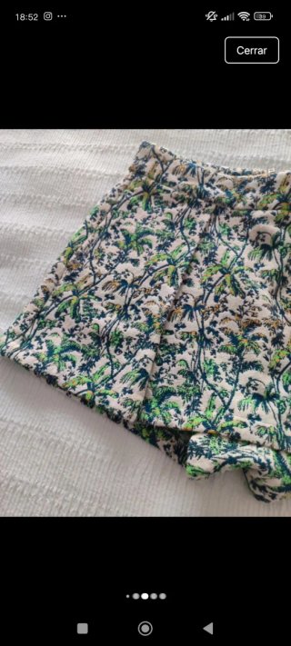 Falda pantalón corto Pull&Bear estampado tropical