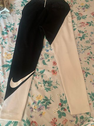 Pantalón Nike bicolor
