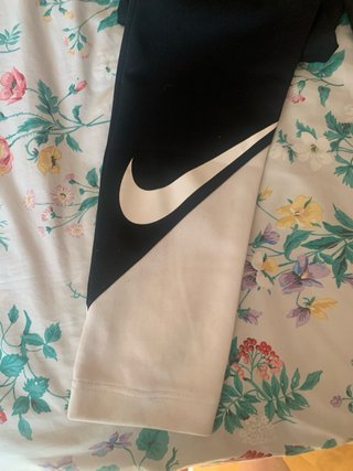 Pantalón Nike bicolor