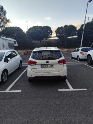 KIA Carens 2016