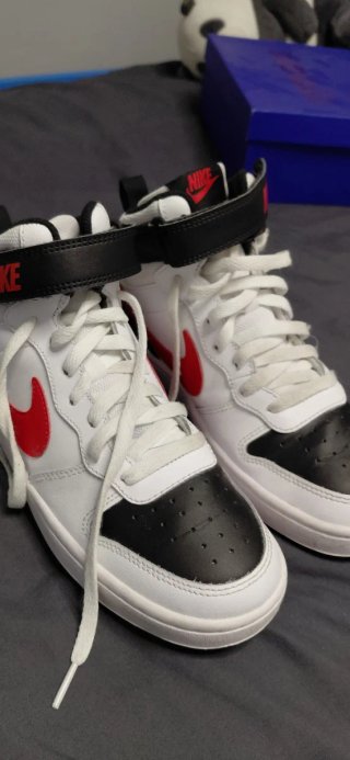 Nike Court Borough Mid 2 T-39