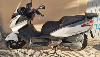 Kymco Superdink 125cc Maxi Scooter