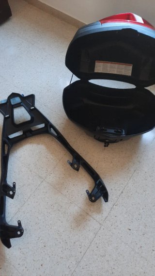 SOPORTE +BAUL  50L YAMAHA TRICITY 125/300 XMAX 300