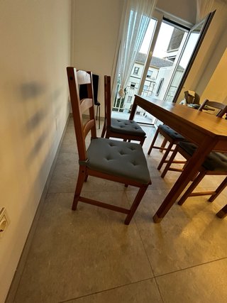 Silla de comedor de madera IKEA