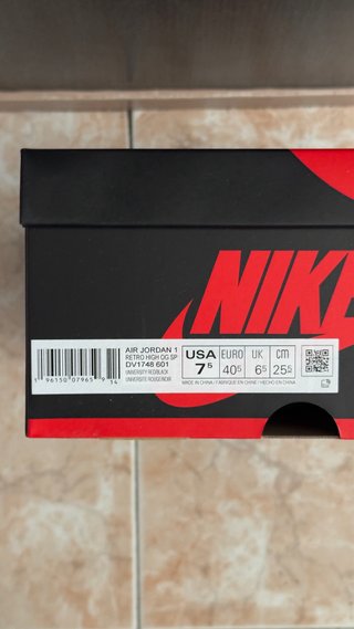 Jordan Zapatillas Deportivas Rojas y Blancas