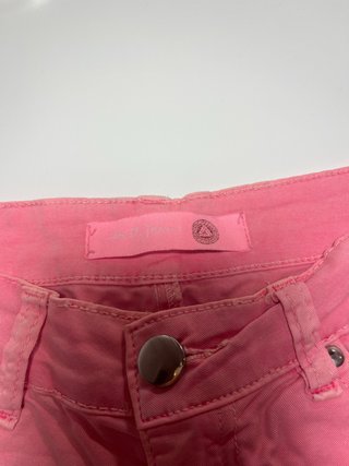 Shorts vaqueros rosas desgastados
