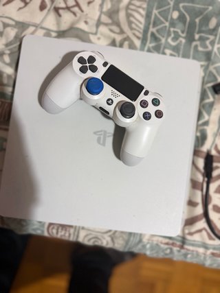 PS4 (PlayStation 4) Bianca