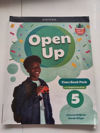 Open Up 5 Course Book (Spain)
