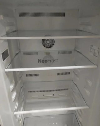 Frigorífico Beko plateado
