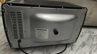 Horno Eléctrico Taurus Negro