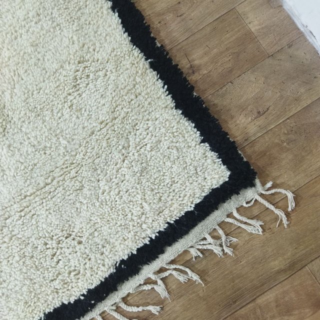 Alfombra Beni Ouarain 240x210 Beige Negra Lana