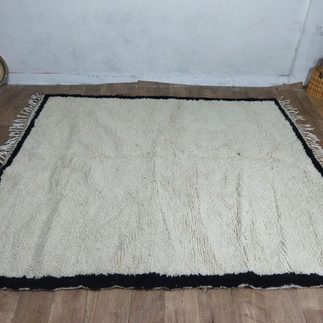 Alfombra Beni Ouarain 240x210 Beige Negra Lana