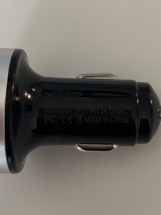 Caricabatterie USB-C 6 in 1 + Porta Occhiali Magne