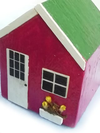 Casita Madera Decorativa burdeos Artesanal
