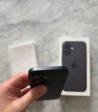 iPhone 16 Negro