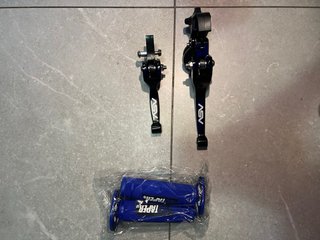 Manetas tipo ASV + puños ProTaper de moto (nuevos)