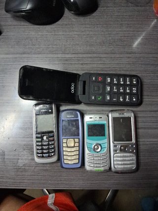Lote 5 Móviles Antiguos para piezas