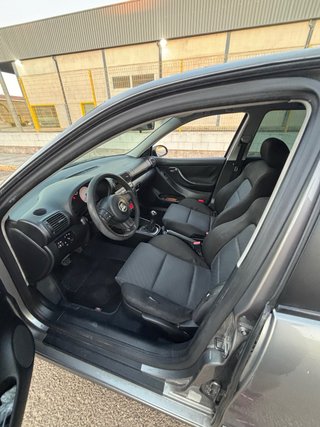 SEAT Leon 2004