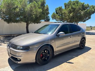 SEAT Leon 2004